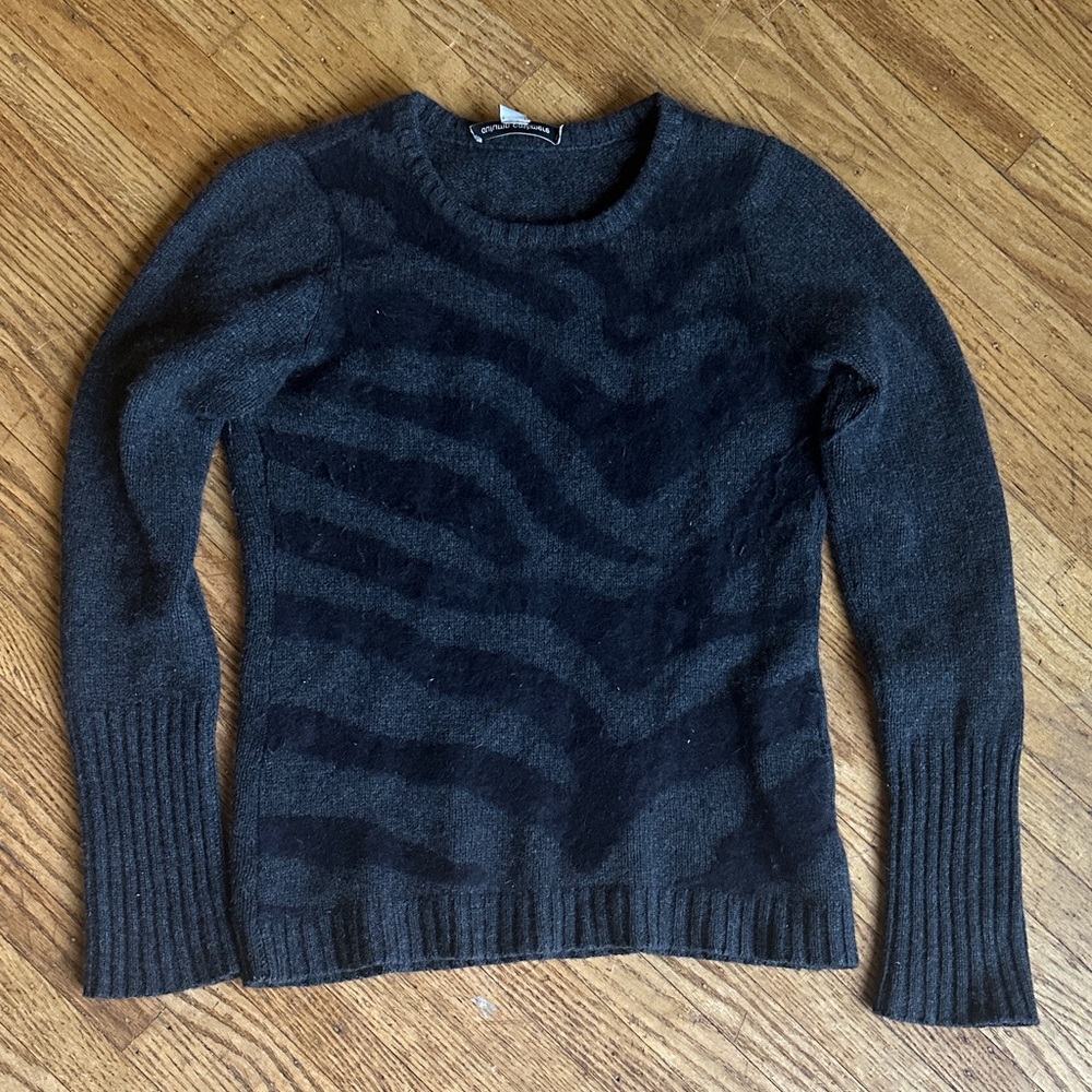 100% cashmere sweater